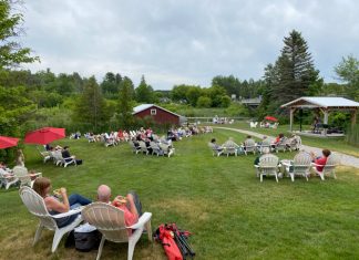 Music on The Narrows at Boathouse Vineyards in Lake Leelanau